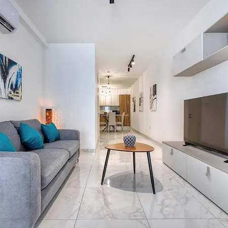 Apartment Modern In Paceville *