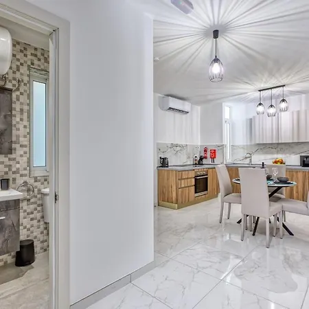 Modern In Paceville Apartment *