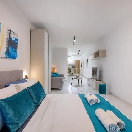 Modern In Paceville *