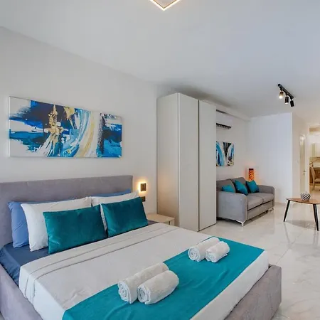 Modern In Paceville