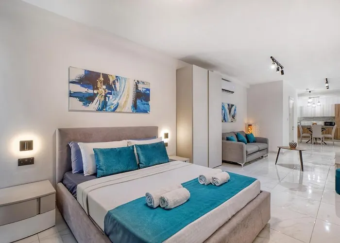 Modern In Paceville * Saint Julian's