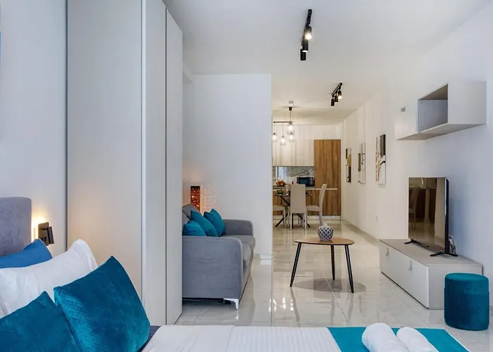 Modern In Paceville *