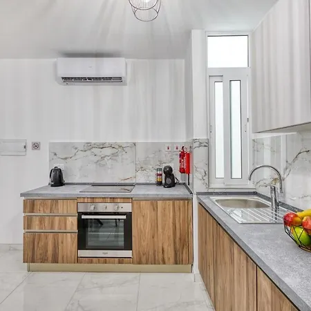 Modern In Paceville *